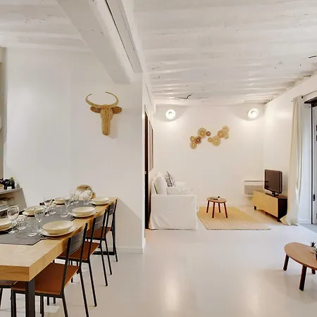 Magnificent -2br-4p- Le Marais Appartamento *